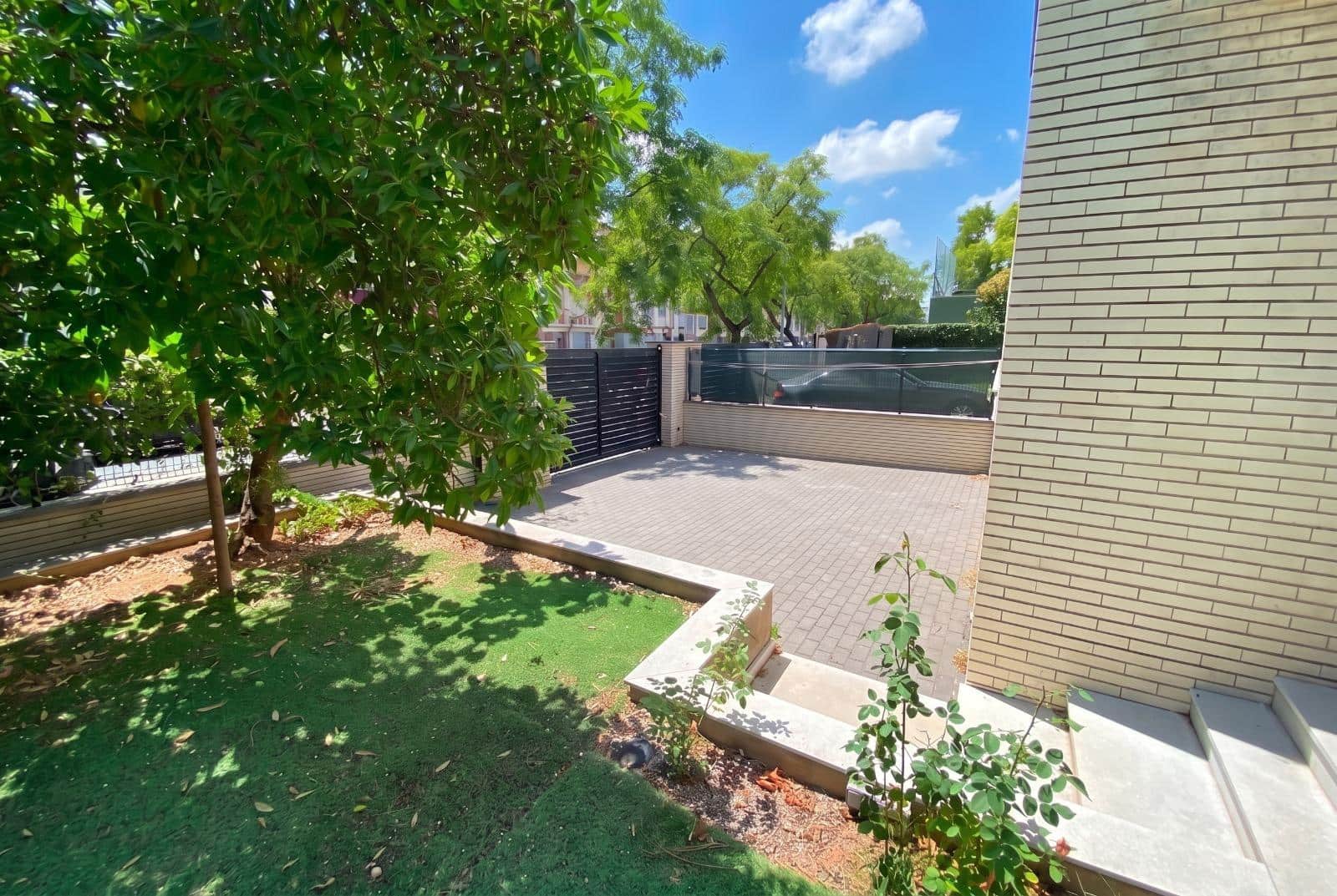 4 soverom Villa til salgs i Castello de la Plana med svømmebasseng garasje - € 750 000 (Ref: 10171950)