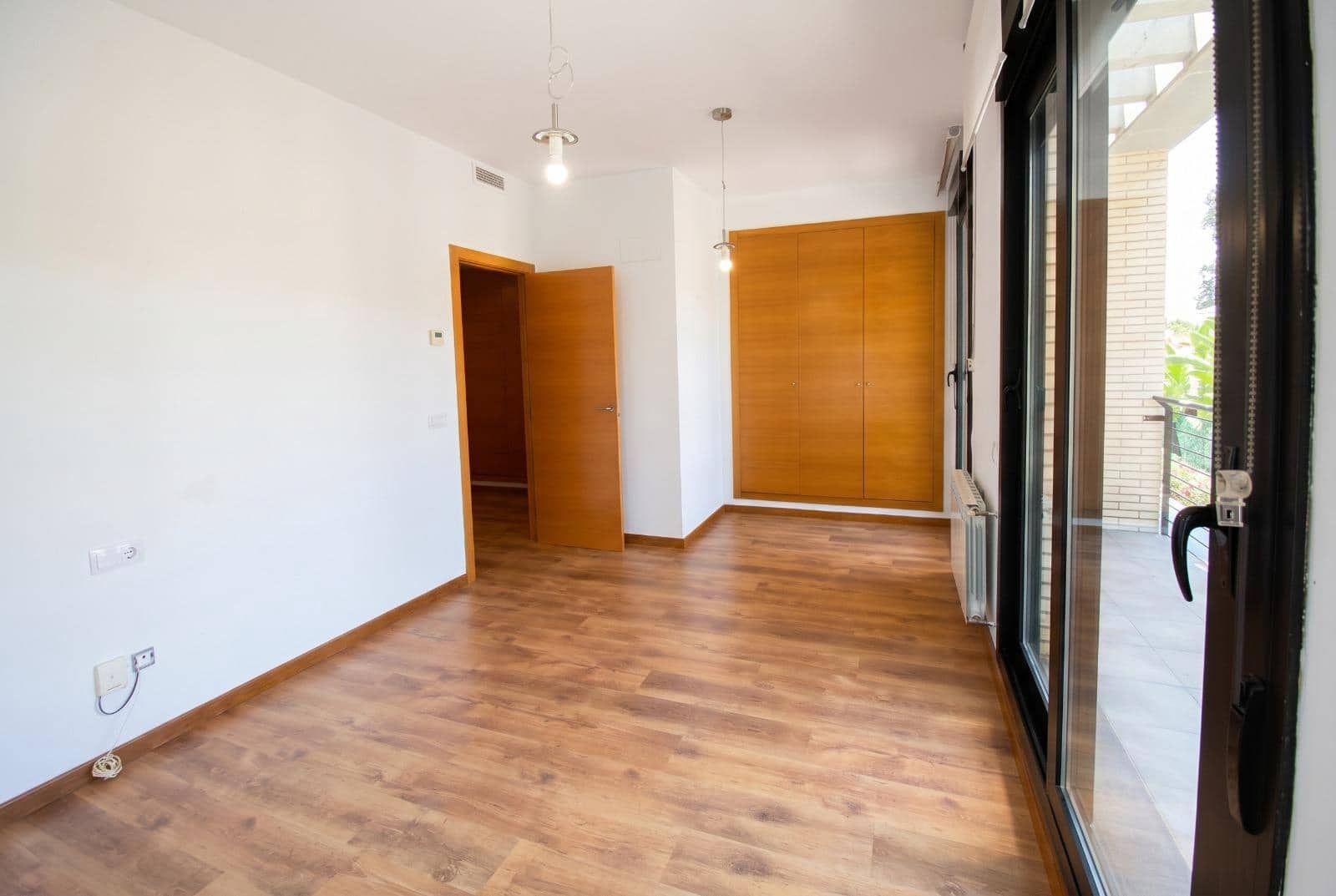 4 soverom Villa til salgs i Castello de la Plana med svømmebasseng garasje - € 750 000 (Ref: 10171950)