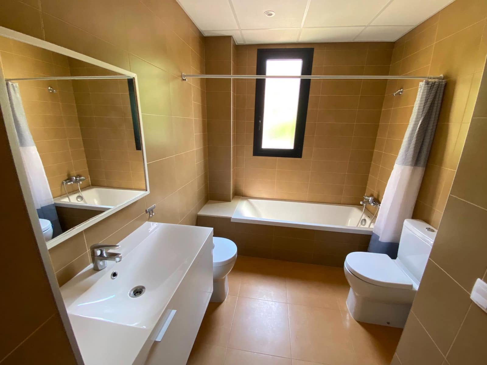 4 soverom Villa til salgs i Castello de la Plana med svømmebasseng garasje - € 750 000 (Ref: 10171950)