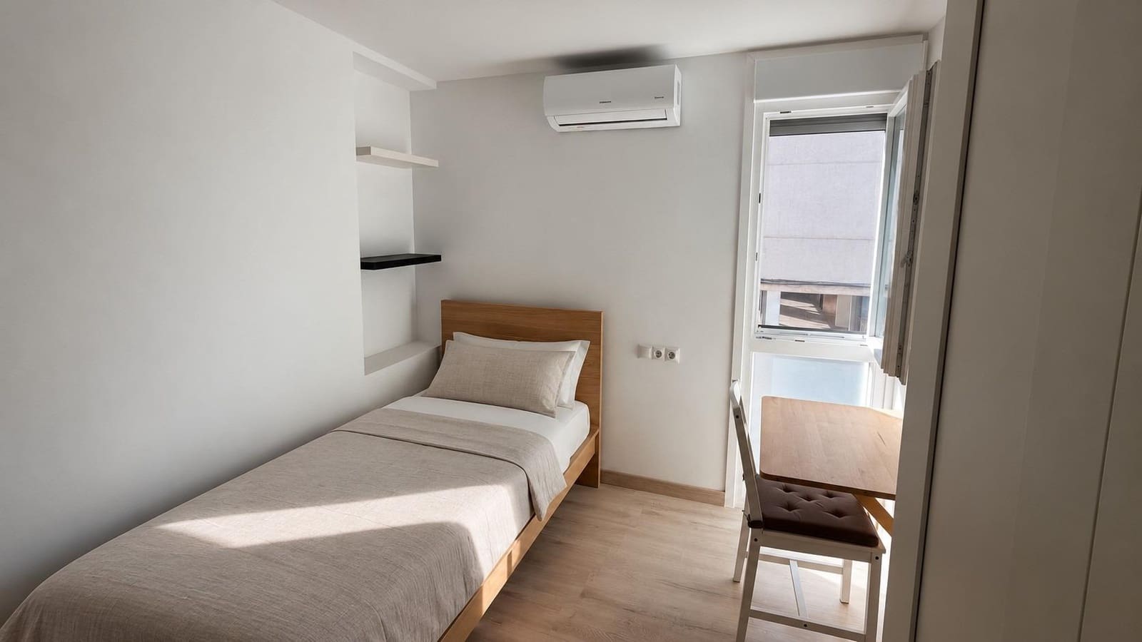Piso de 3 habitaciones en València ciudad en venta - 225.000 € (Ref: 10171951)