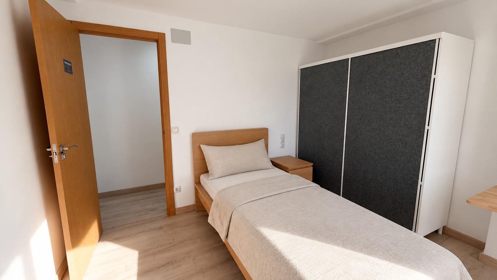 Piso de 3 habitaciones en València ciudad en venta - 225.000 € (Ref: 10171951)