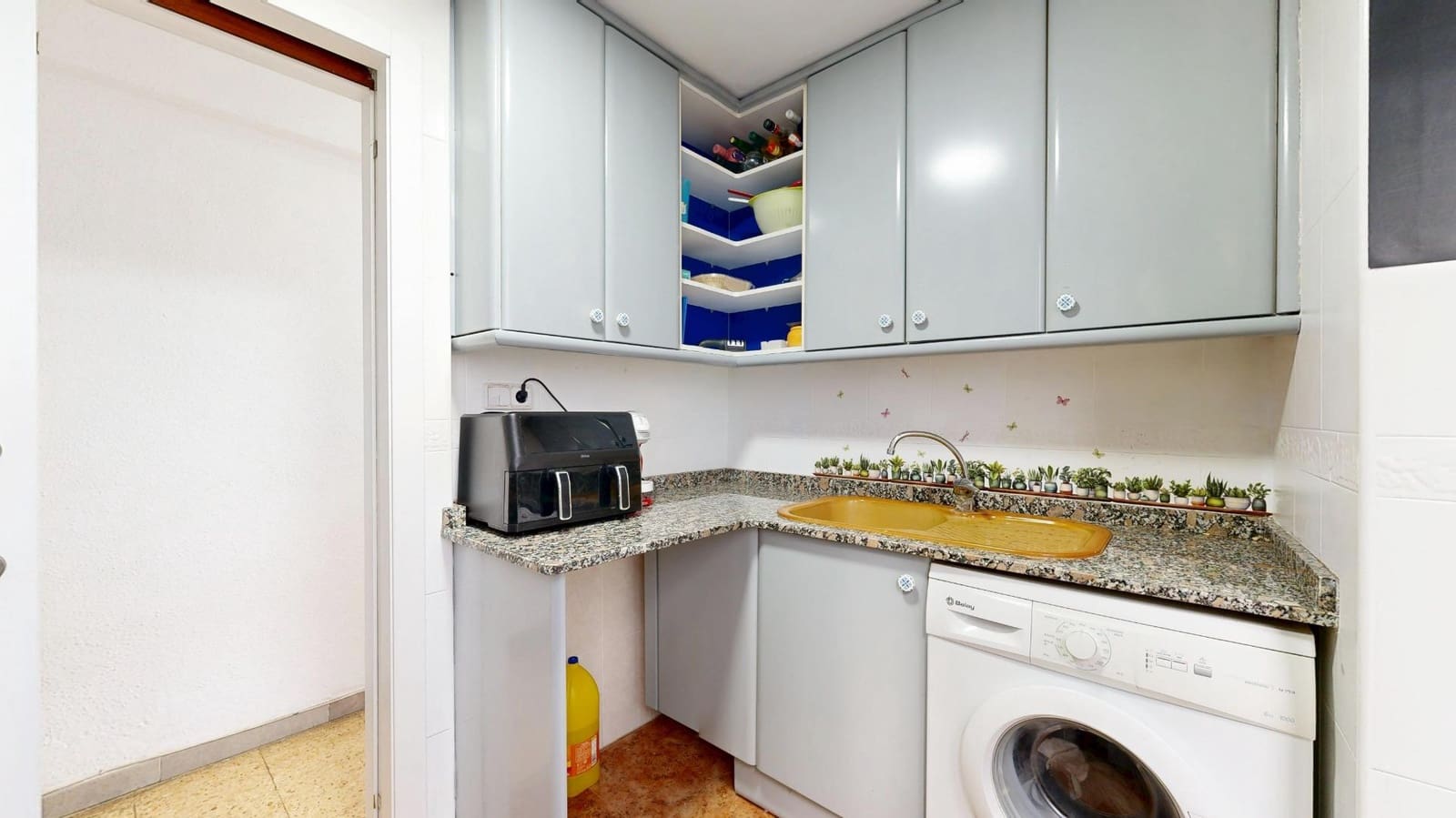 2 slaapkamer Flat te koop in Valencia stad - € 280.000 (Ref: 10171952)