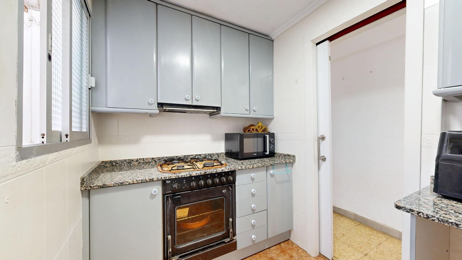 2 slaapkamer Flat te koop in Valencia stad - € 280.000 (Ref: 10171952)