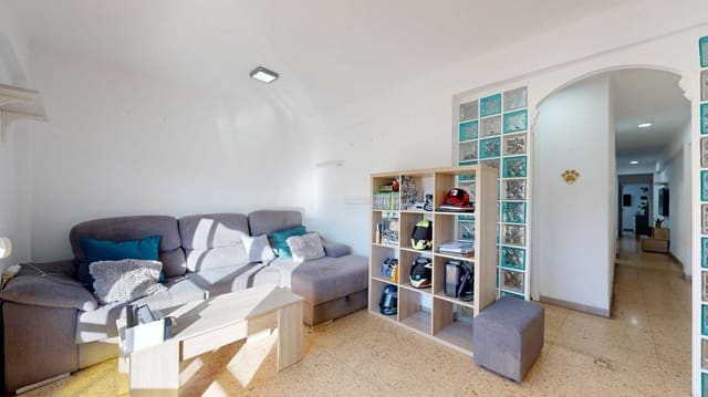 2 soverom Leilighet til salgs i Cabanyal-Canyamelar, Valencia by - € 280 000 (Ref: 10171952)