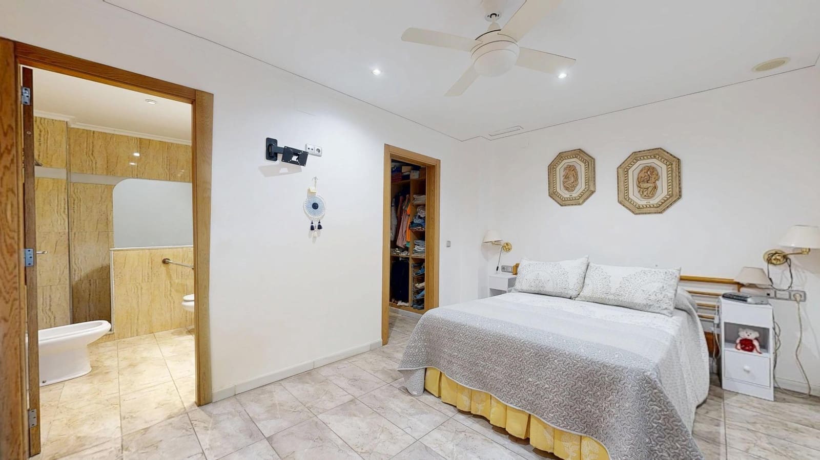 3 soverom Hus til salgs i Casinos med garasje - € 359 000 (Ref: 10171953)