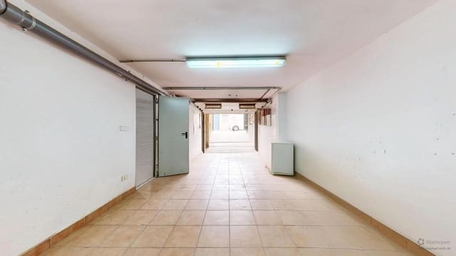3 bedroom Townhouse for sale in Casinos with garage - € 359,000 (Ref: 10171953)