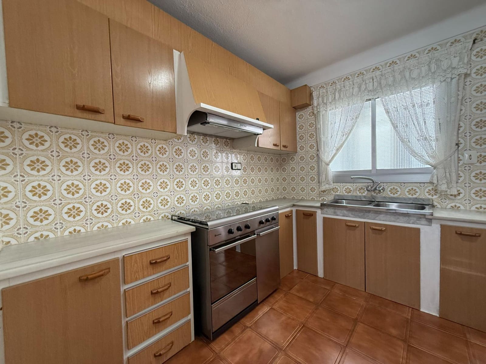 3 slaapkamer Flat te koop in Benetusser - € 220.000 (Ref: 10171954)