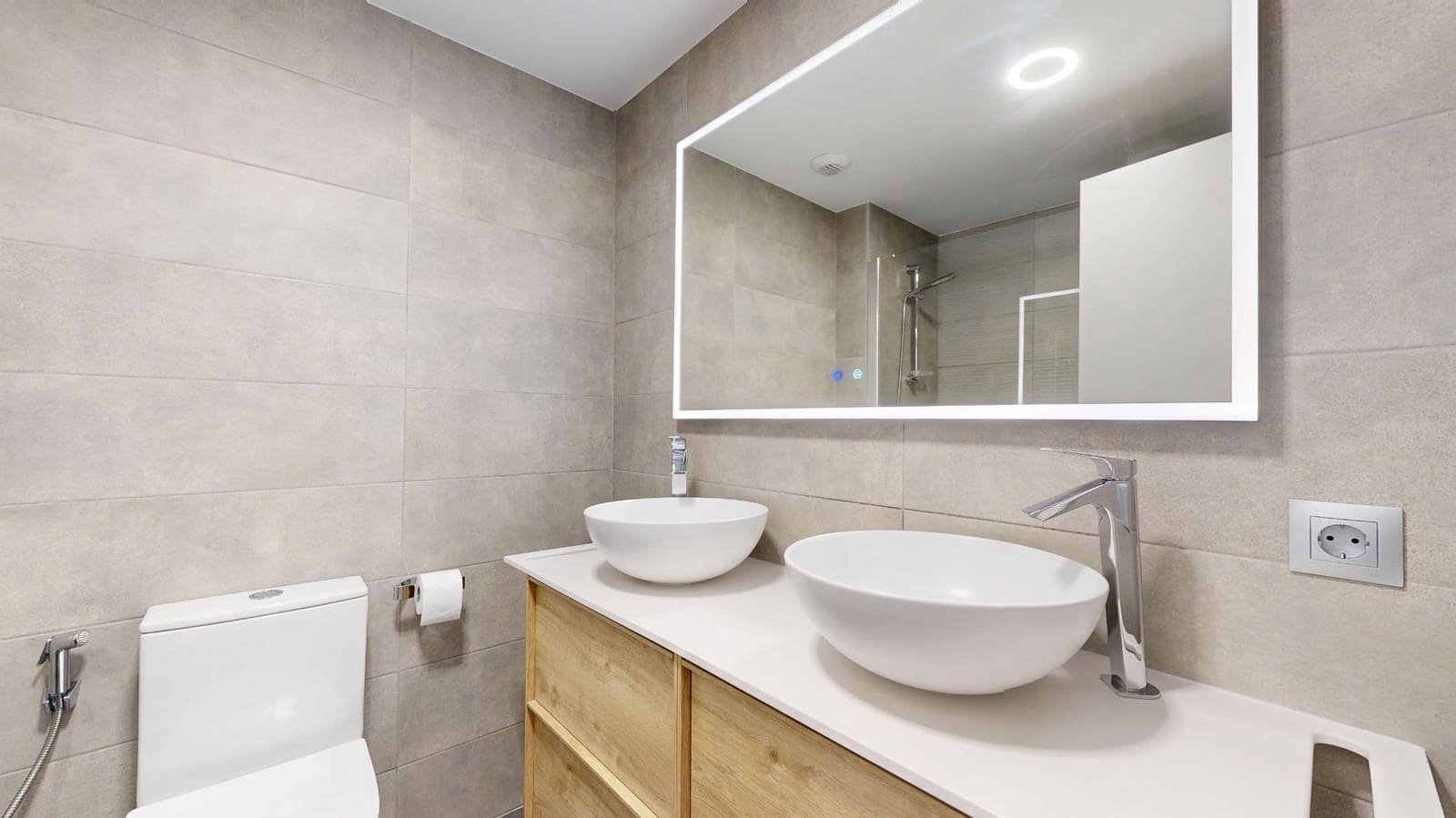 3 soverom Leilighet til salgs i Valencia by med svømmebasseng garasje - € 485 000 (Ref: 10171955)