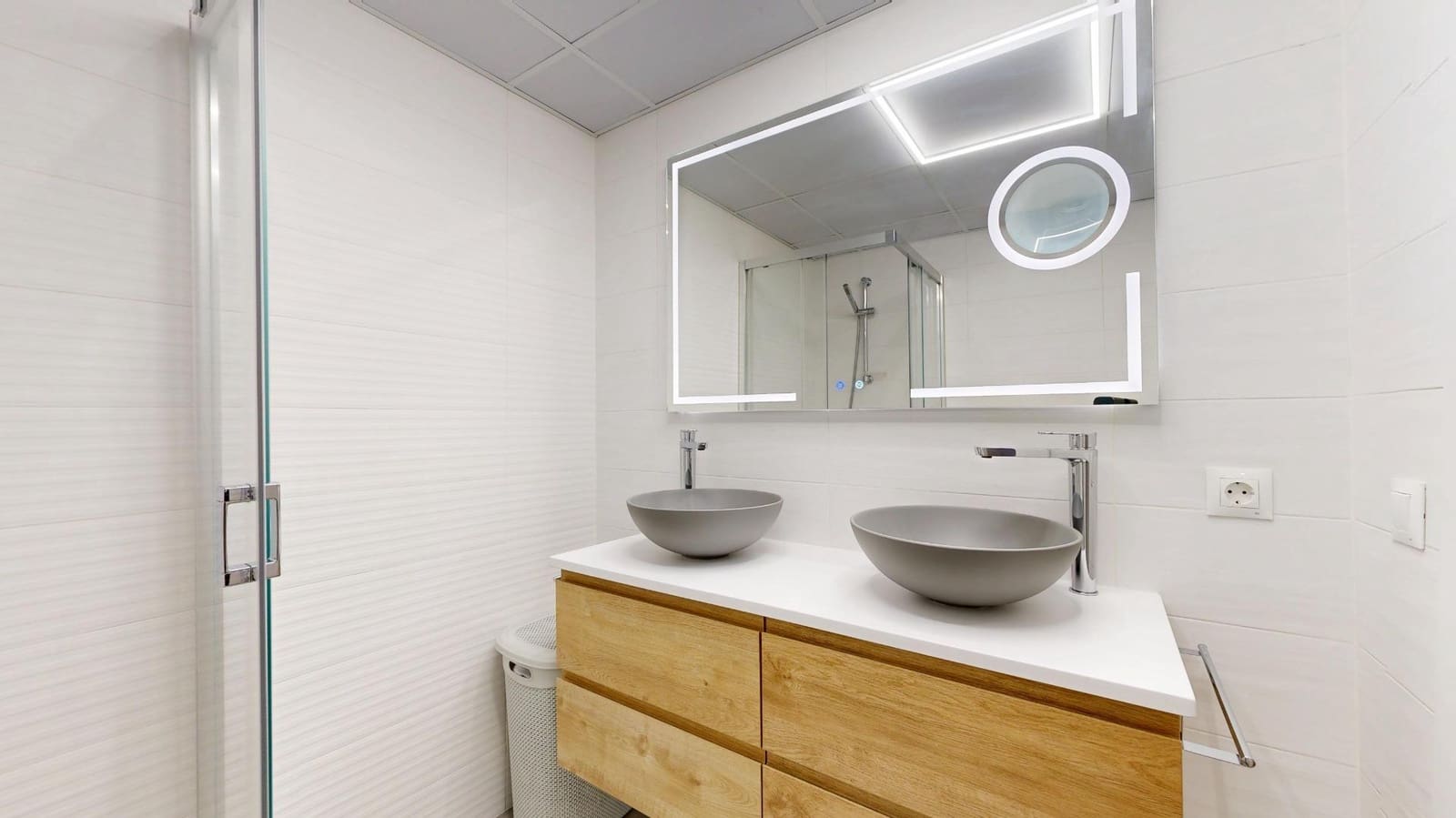 3 soverom Leilighet til salgs i Valencia by med svømmebasseng garasje - € 485 000 (Ref: 10171955)