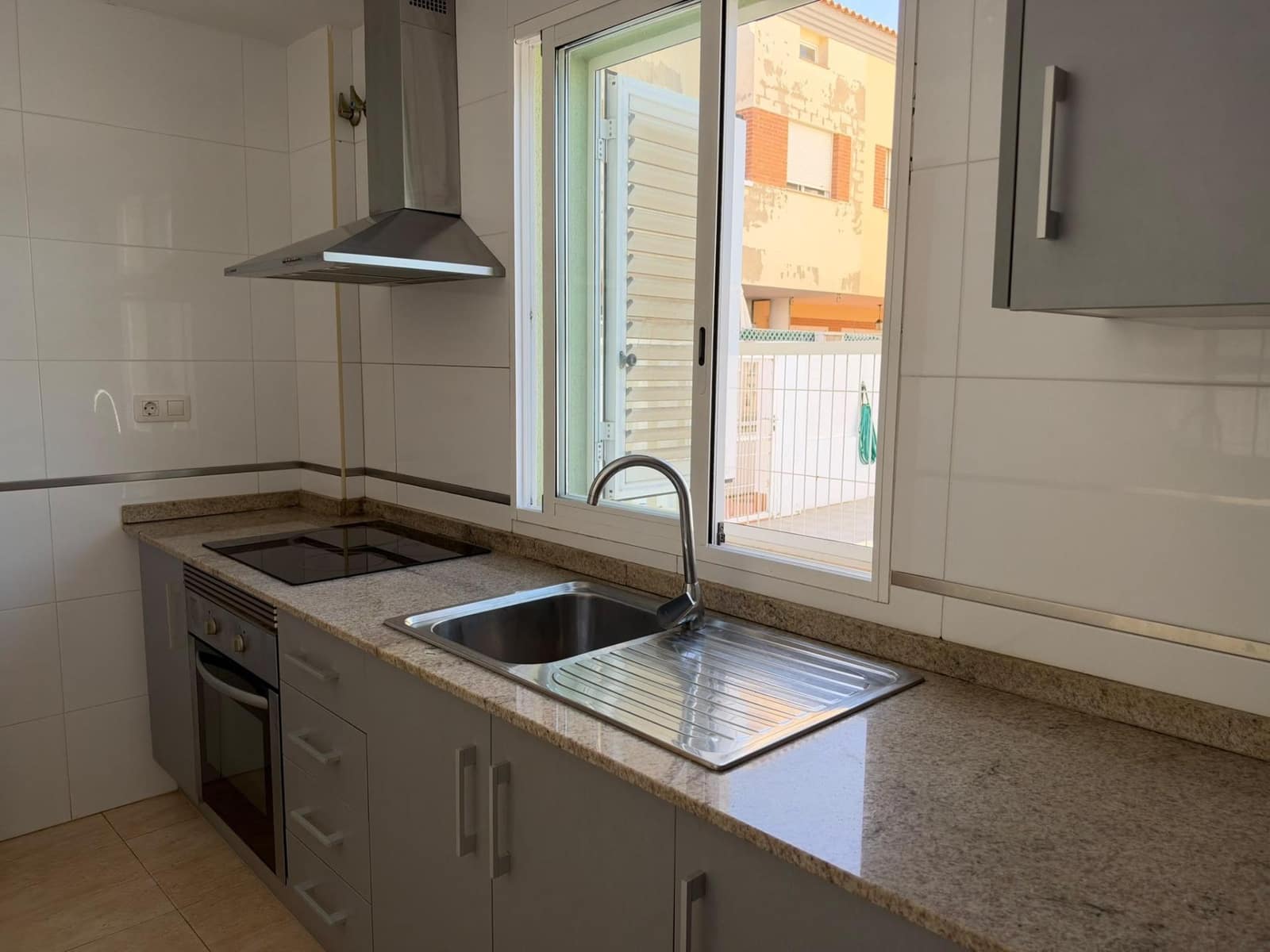 3 bedroom Terraced Villa for sale in Moncofa with pool garage - € 230,000 (Ref: 10171956)