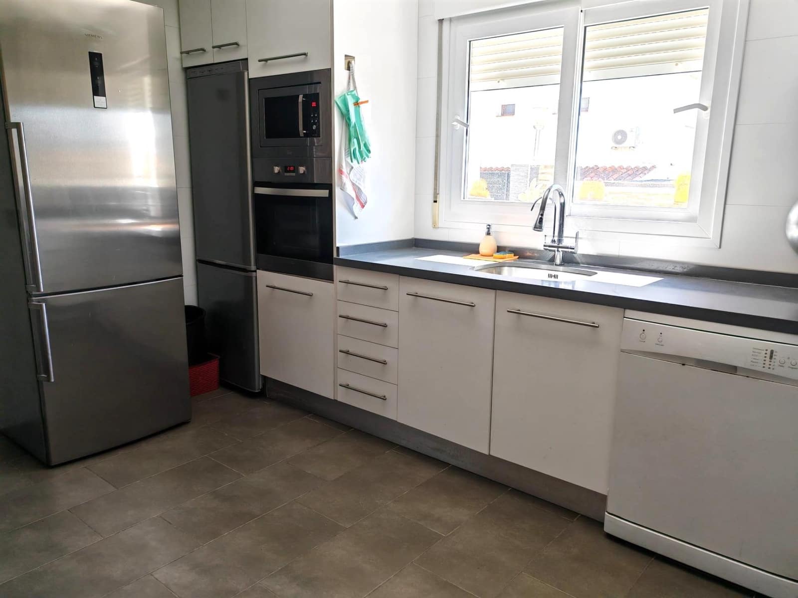 4 bedroom Villa for sale in Calpe / Calp with pool garage - € 750,000 (Ref: 10171957)