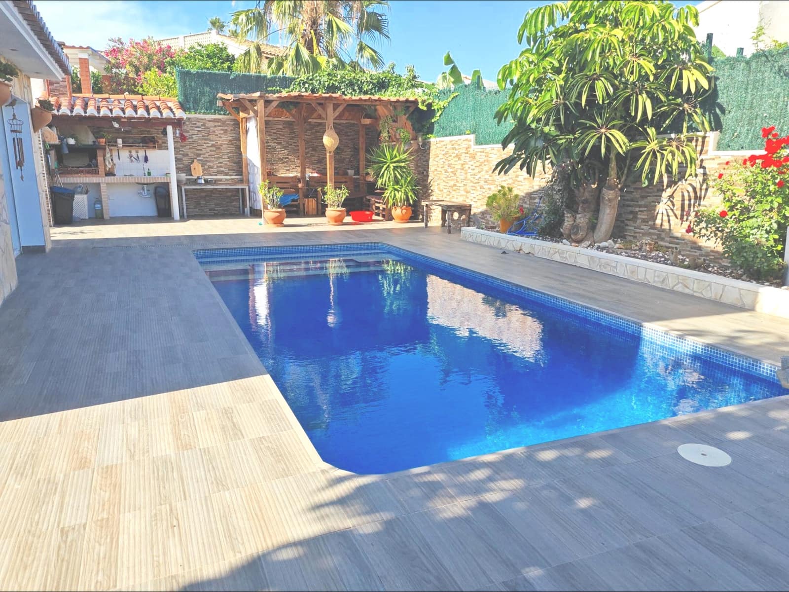 4 bedroom Villa for sale in Calpe / Calp with pool garage - € 750,000 (Ref: 10171957)