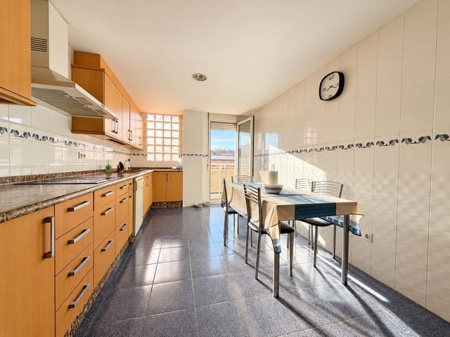 7 chambre Penthouse à vendre à Vila-real avec garage - 480 000 € (Ref: 10173965)