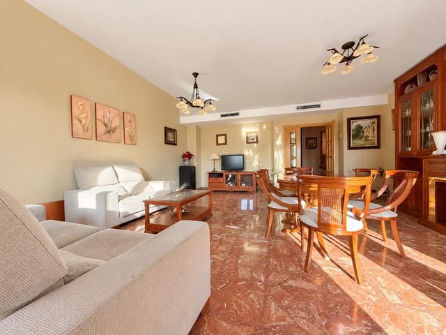 7 chambre Penthouse à vendre à Vila-real avec garage - 480 000 € (Ref: 10173965)