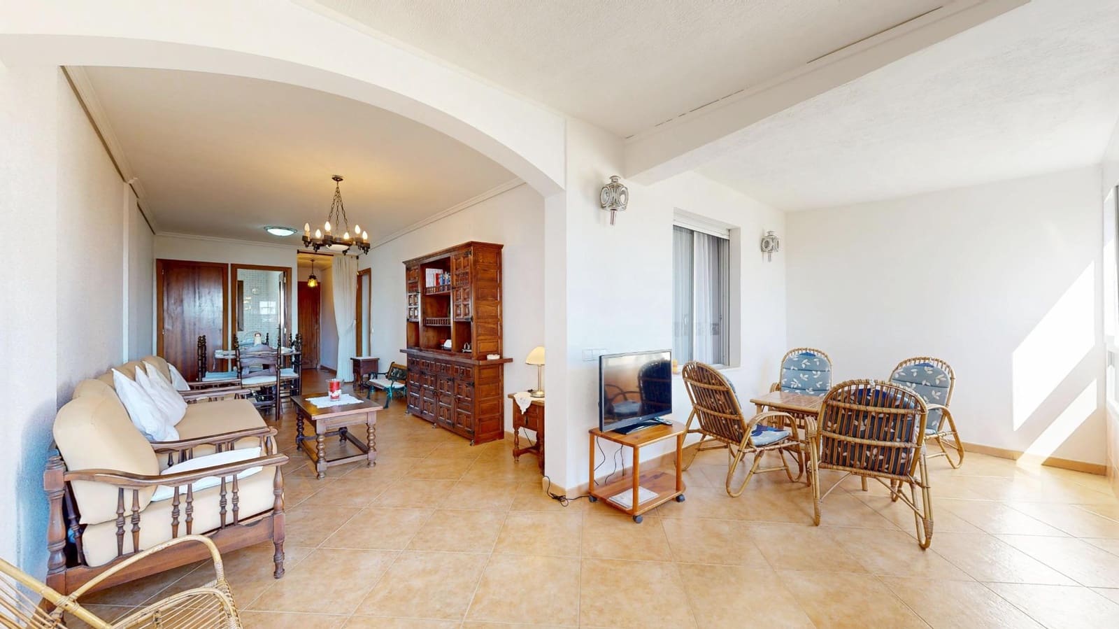 2 Zimmer Apartment zu verkaufen in Tavernes de la Valldigna mit Pool Garage - 179.900 € (Ref: 10173966)