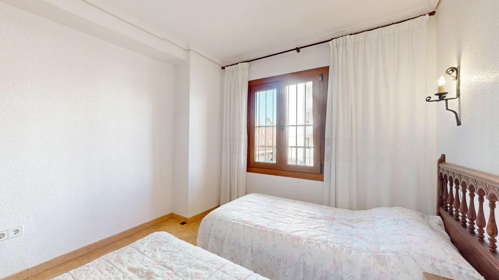 2 Zimmer Apartment zu verkaufen in Tavernes de la Valldigna mit Pool Garage - 179.900 € (Ref: 10173966)