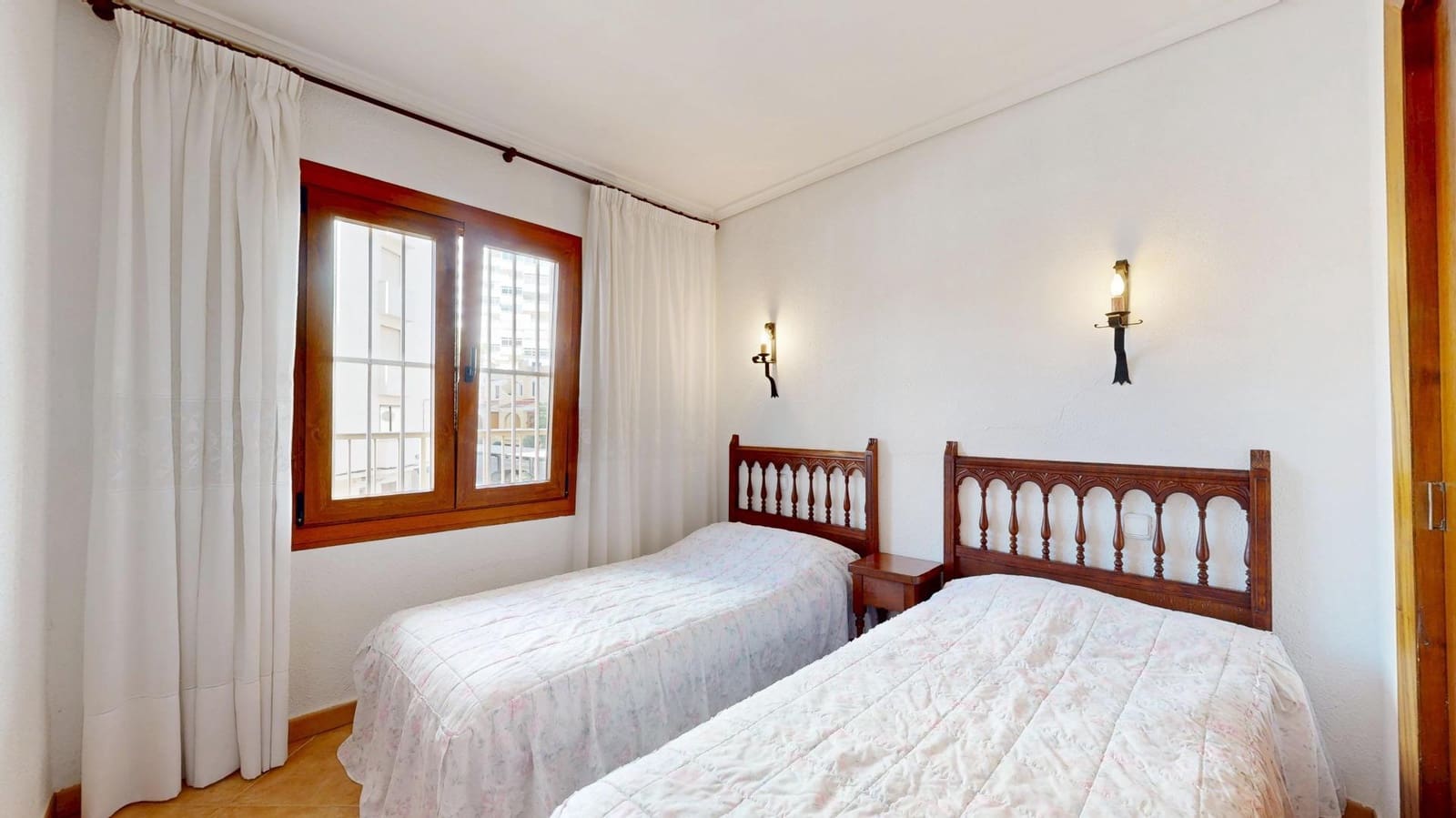 2 Zimmer Apartment zu verkaufen in Tavernes de la Valldigna mit Pool Garage - 179.900 € (Ref: 10173966)