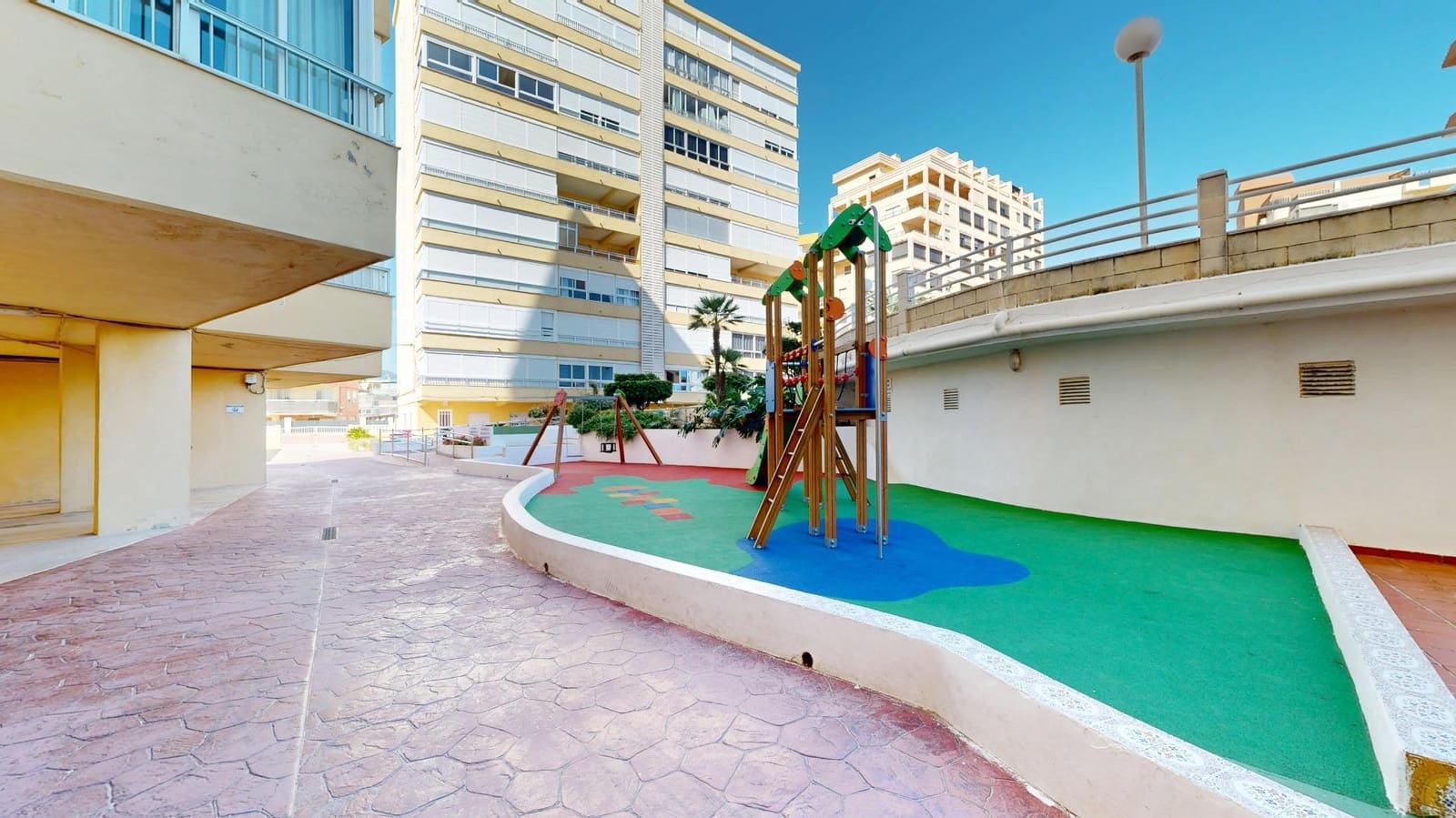2 Zimmer Apartment zu verkaufen in Tavernes de la Valldigna mit Pool Garage - 179.900 € (Ref: 10173966)