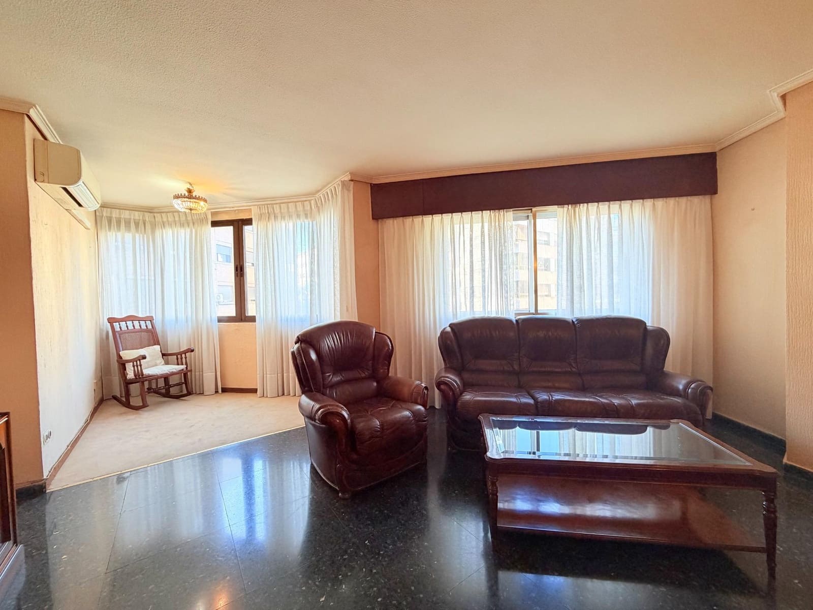 4 soverom Leilighet til salgs i Valencia by - € 699 000 (Ref: 10173967)