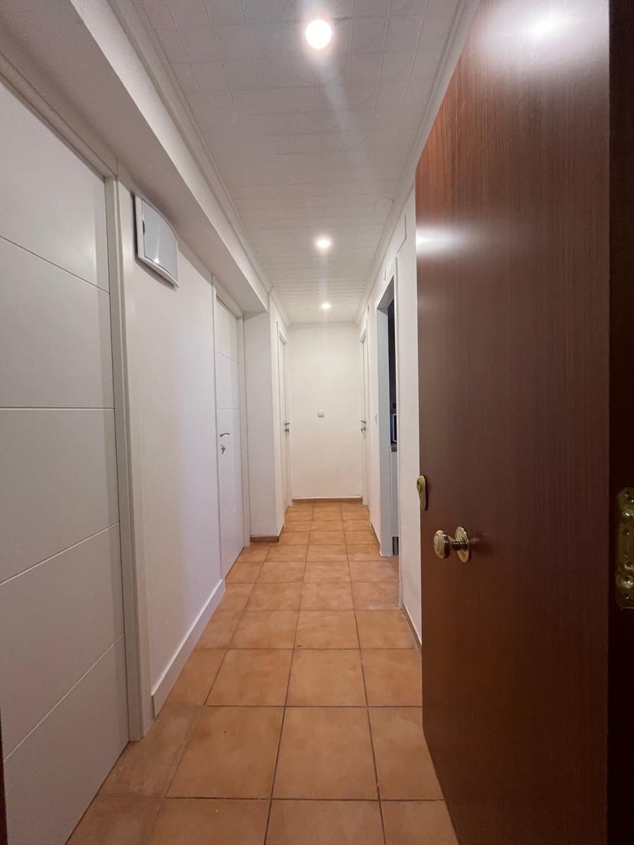 4 Zimmer Wohnung zu verkaufen in Benetusser - 151.500 € (Ref: 10173968)