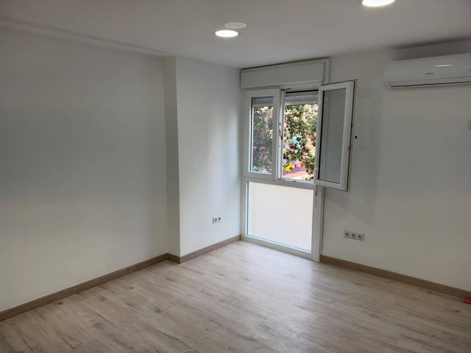 3 slaapkamer Flat te koop in Valencia stad - € 225.000 (Ref: 10174645)