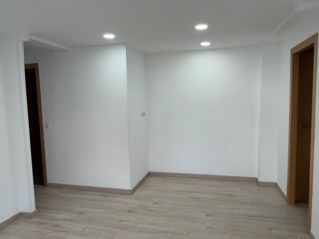 3 slaapkamer Flat te koop in Tres Forques, Valencia stad - € 225.000 (Ref: 10174645)