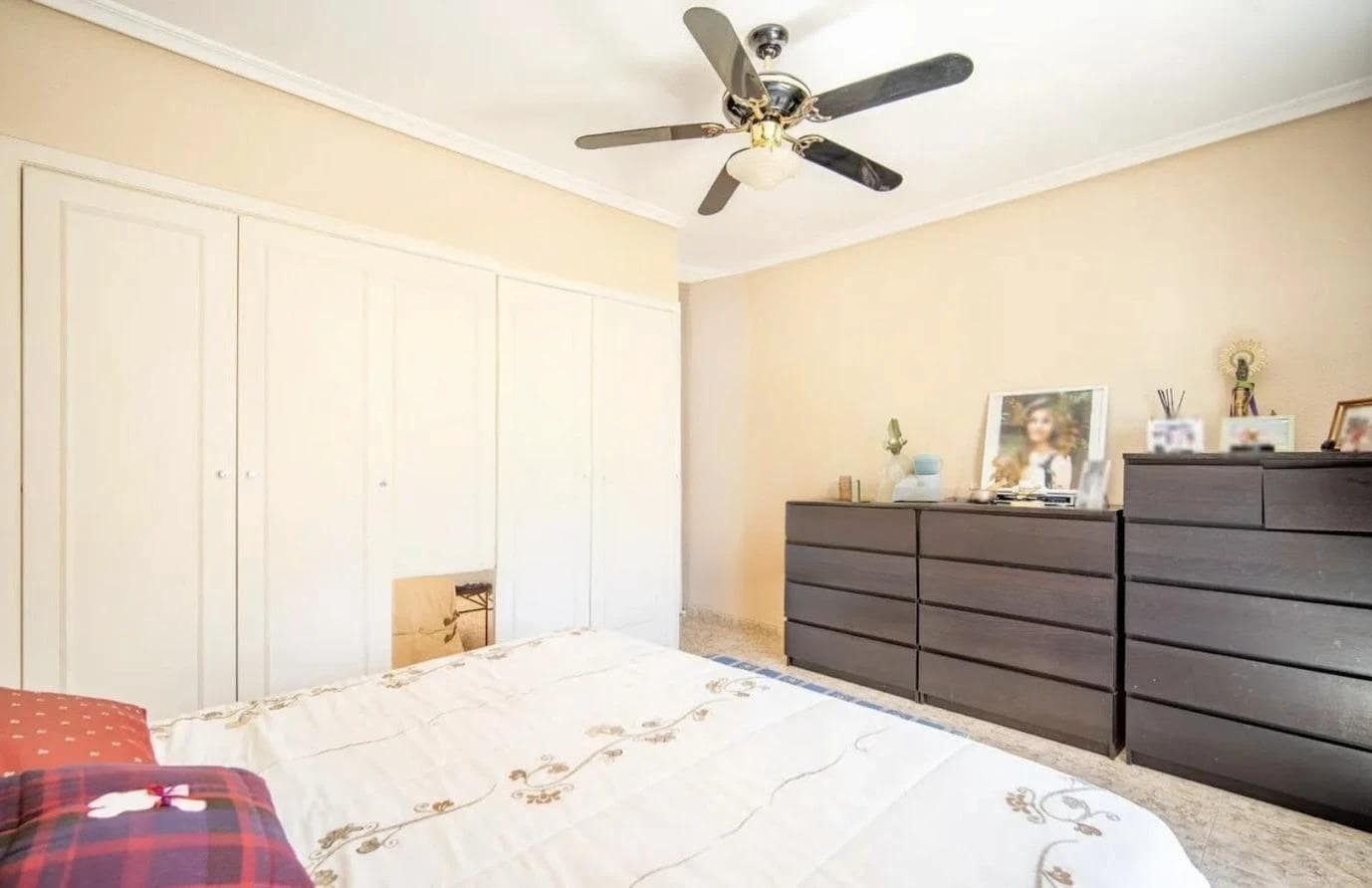 7 slaapkamer Villa te koop in Pucol met zwembad - € 975.000 (Ref: 10184920)