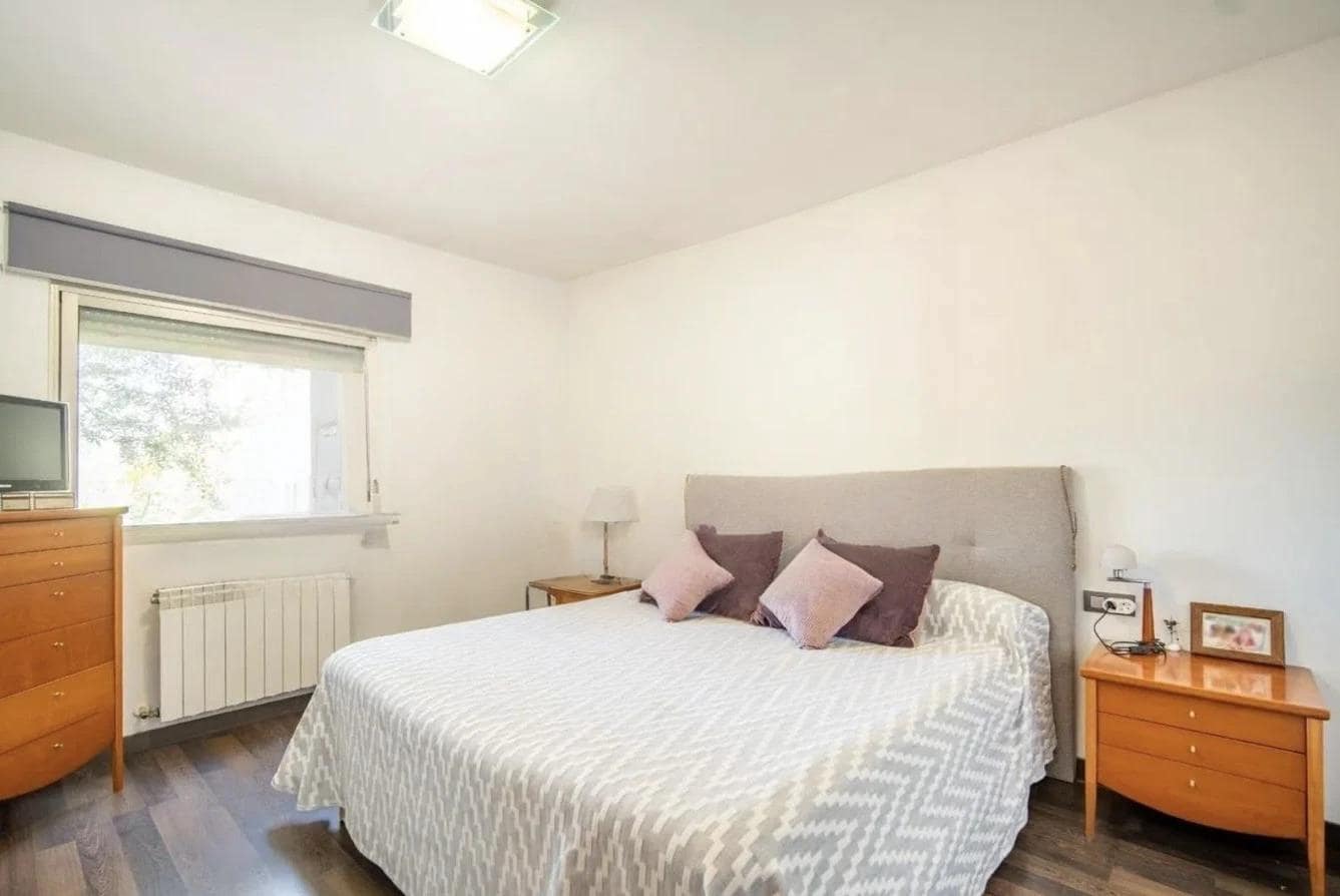 7 slaapkamer Villa te koop in Pucol met zwembad - € 975.000 (Ref: 10184920)
