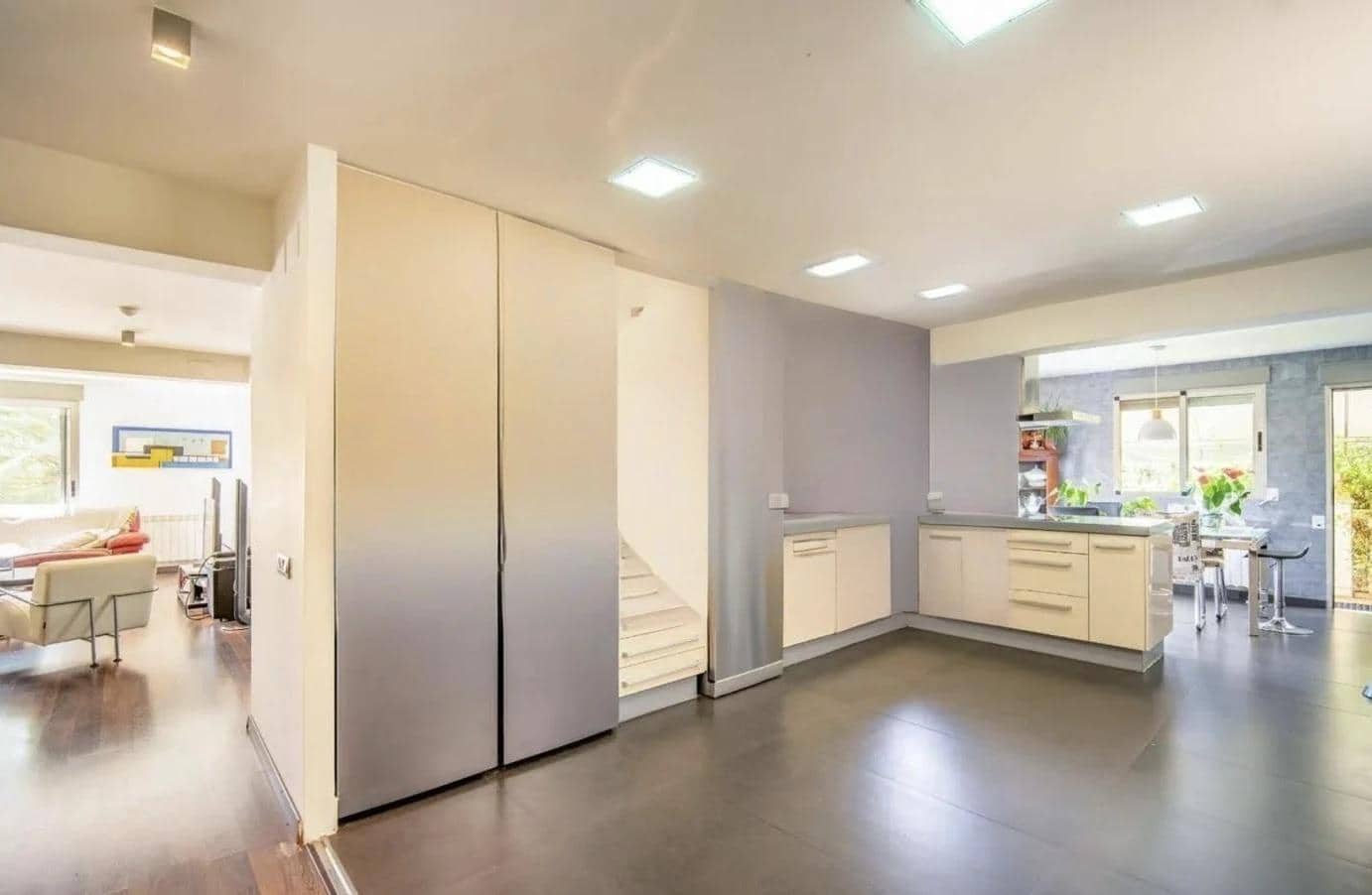 7 slaapkamer Villa te koop in Pucol met zwembad - € 975.000 (Ref: 10184920)