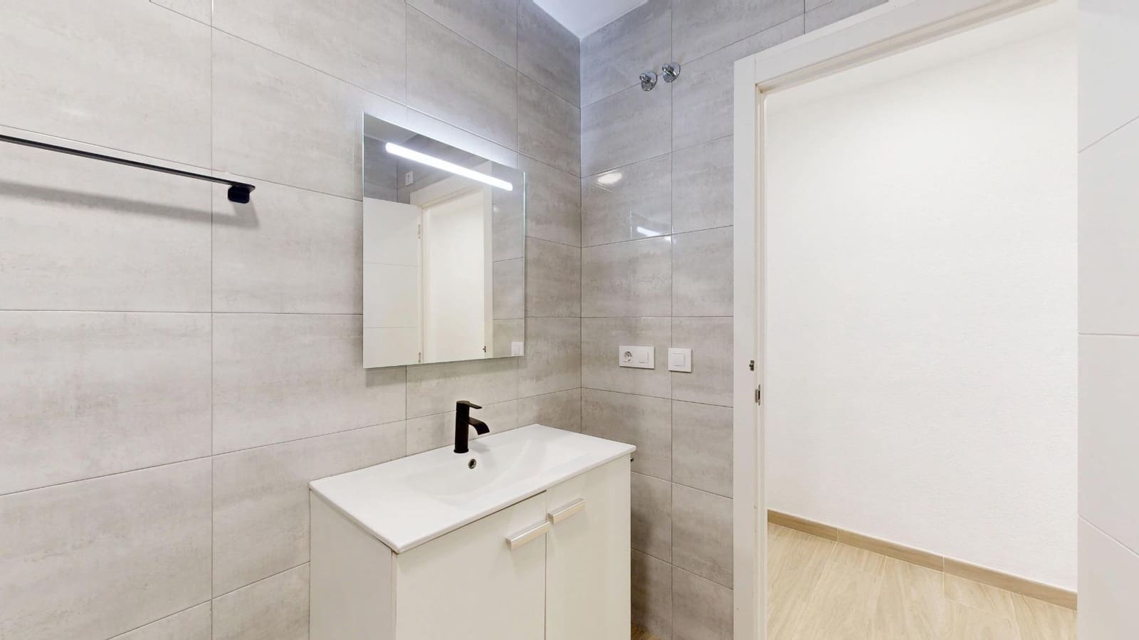 4 slaapkamer Flat te koop in Valencia stad - € 348.000 (Ref: 10184921)