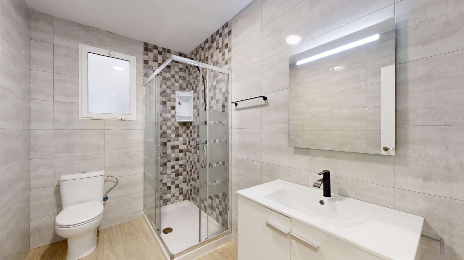 4 slaapkamer Flat te koop in Valencia stad - € 348.000 (Ref: 10184921)
