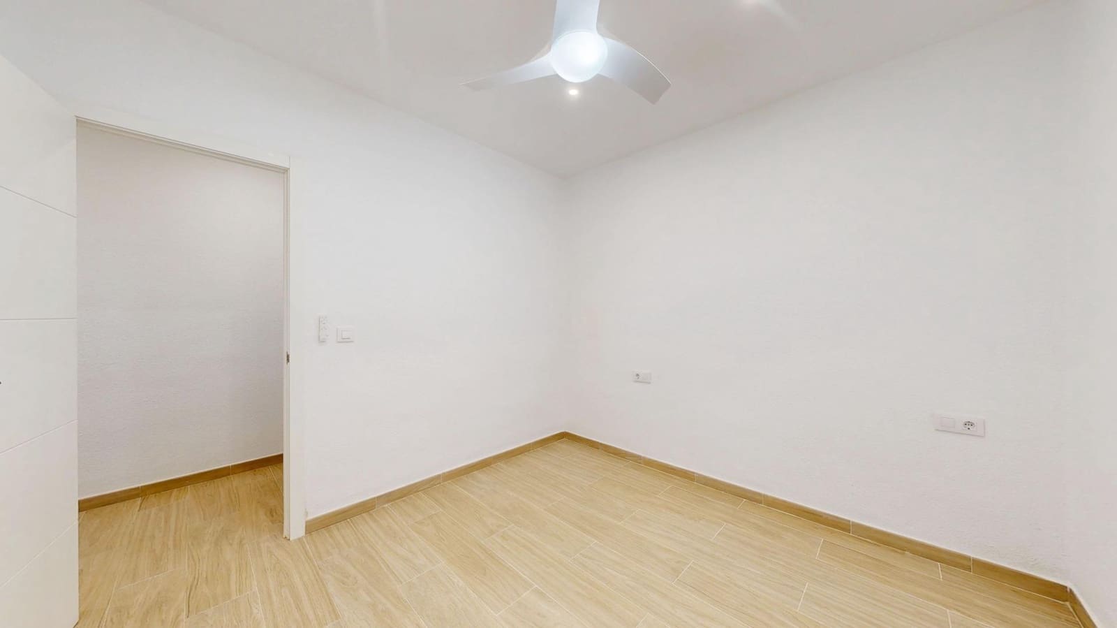 4 slaapkamer Flat te koop in Valencia stad - € 348.000 (Ref: 10184921)