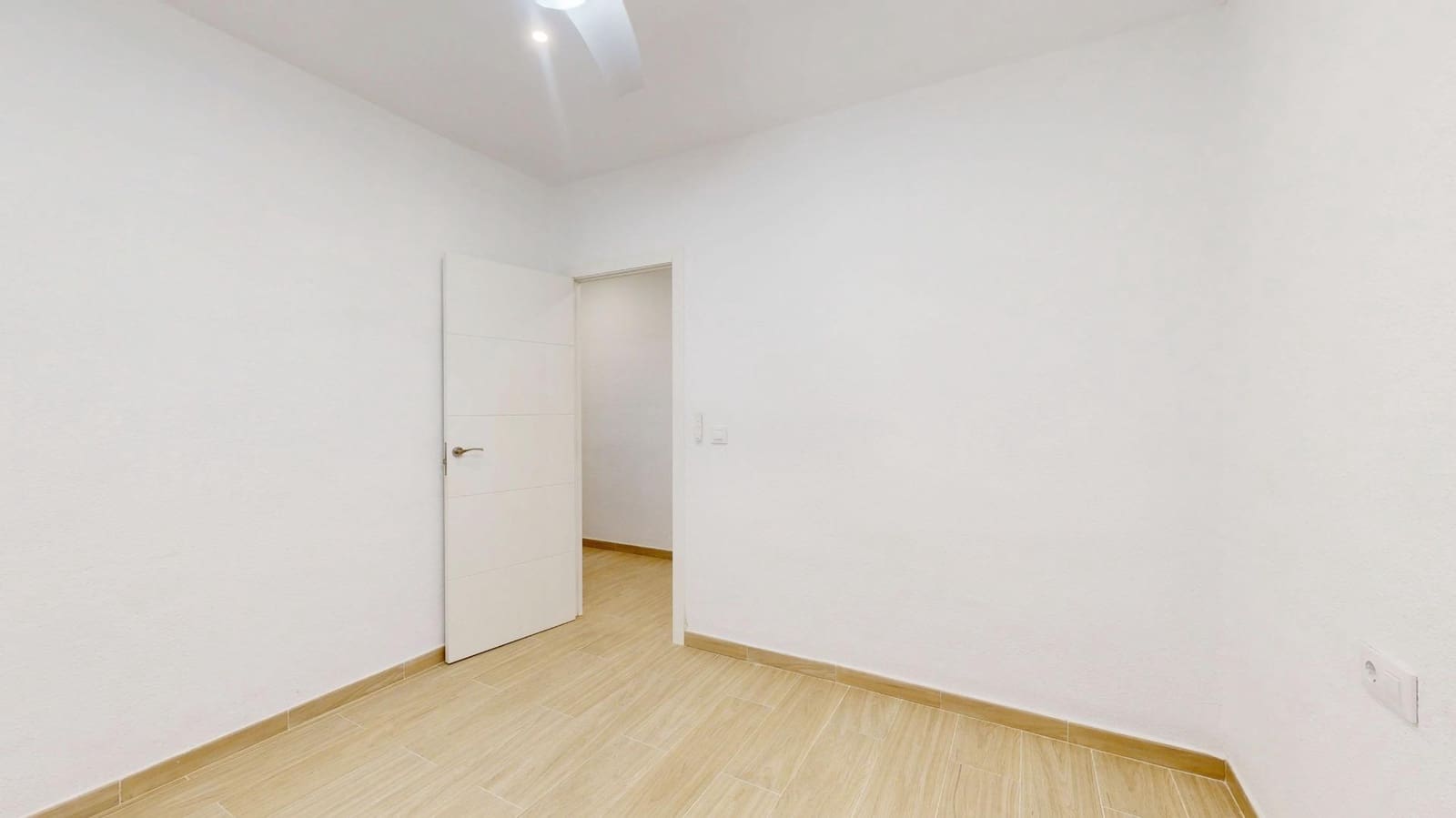 4 slaapkamer Flat te koop in Valencia stad - € 348.000 (Ref: 10184921)
