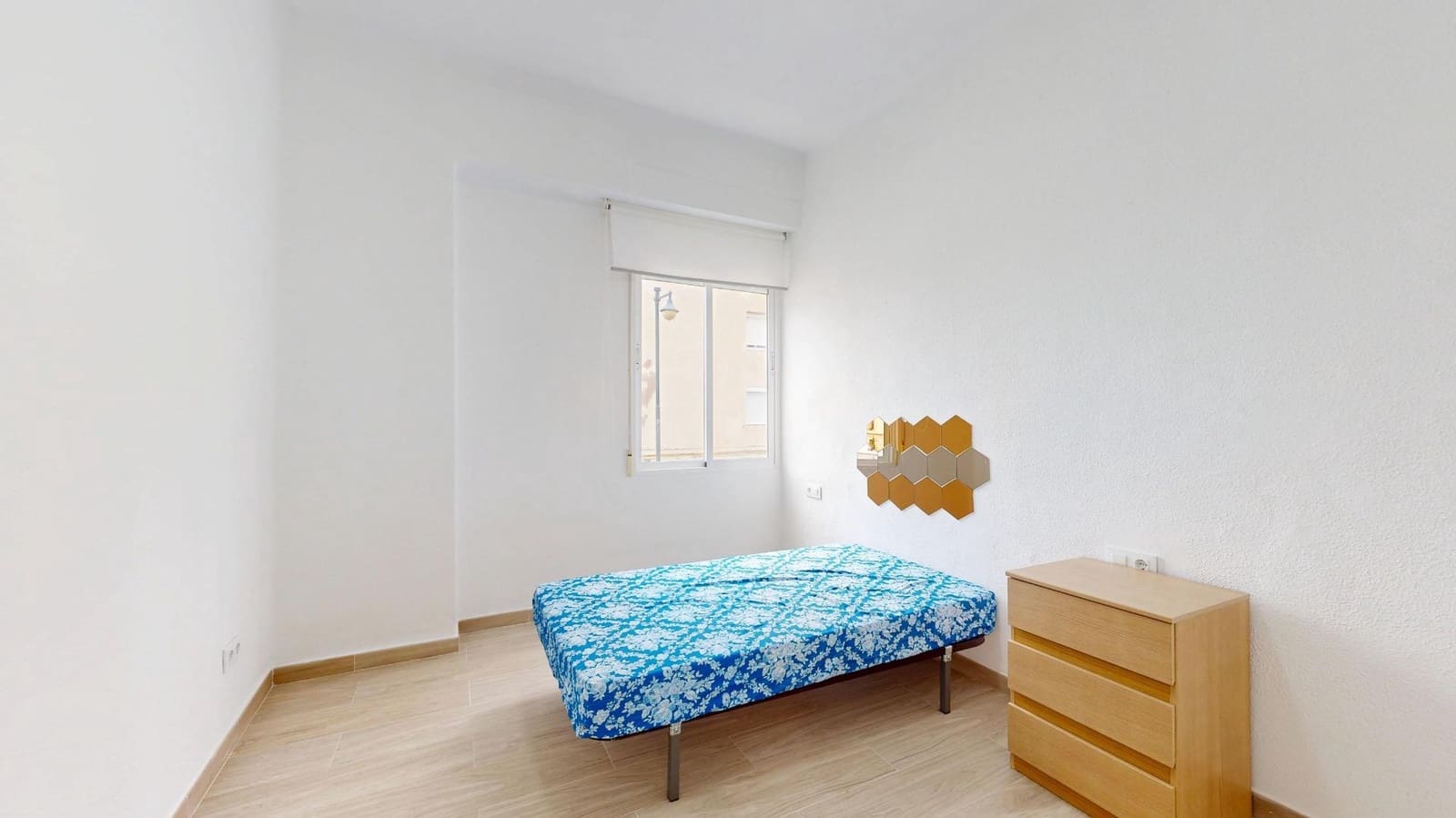 4 slaapkamer Flat te koop in Valencia stad - € 348.000 (Ref: 10184921)