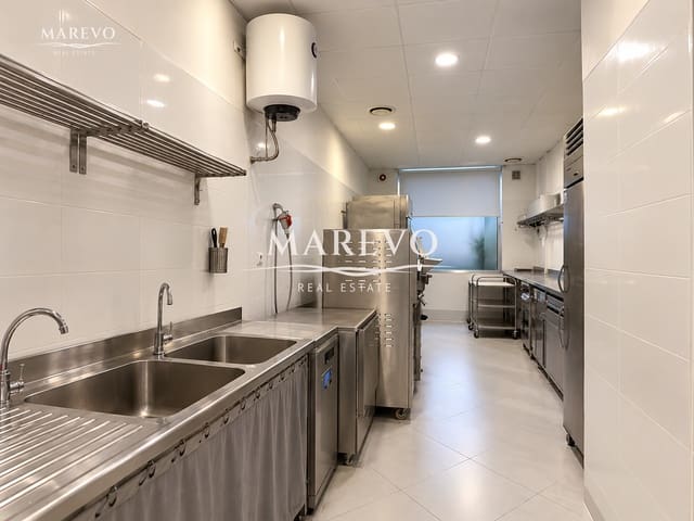 Gewerbe zu verkaufen in Zona Puerto Deportivo, Fuengirola - 749.989 € (Ref: 10186000)