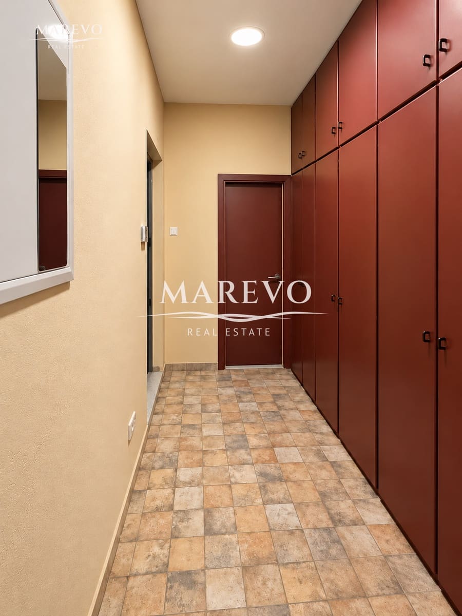 Gewerbe zu verkaufen in Fuengirola - 749.989 € (Ref: 10186000)