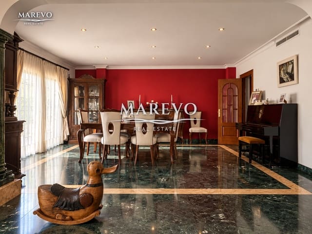 6 bedroom Villa for sale in Cortijo Torrequebrada, Benalmádena with pool garage - € 1,590,000 (Ref: 10186032)