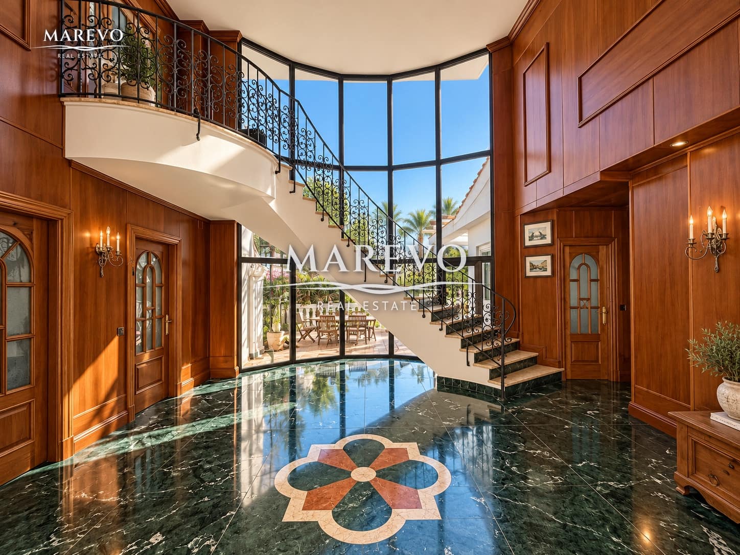 6 bedroom Villa for sale in Torrequebrada with pool garage - € 1,590,000 (Ref: 10186032)