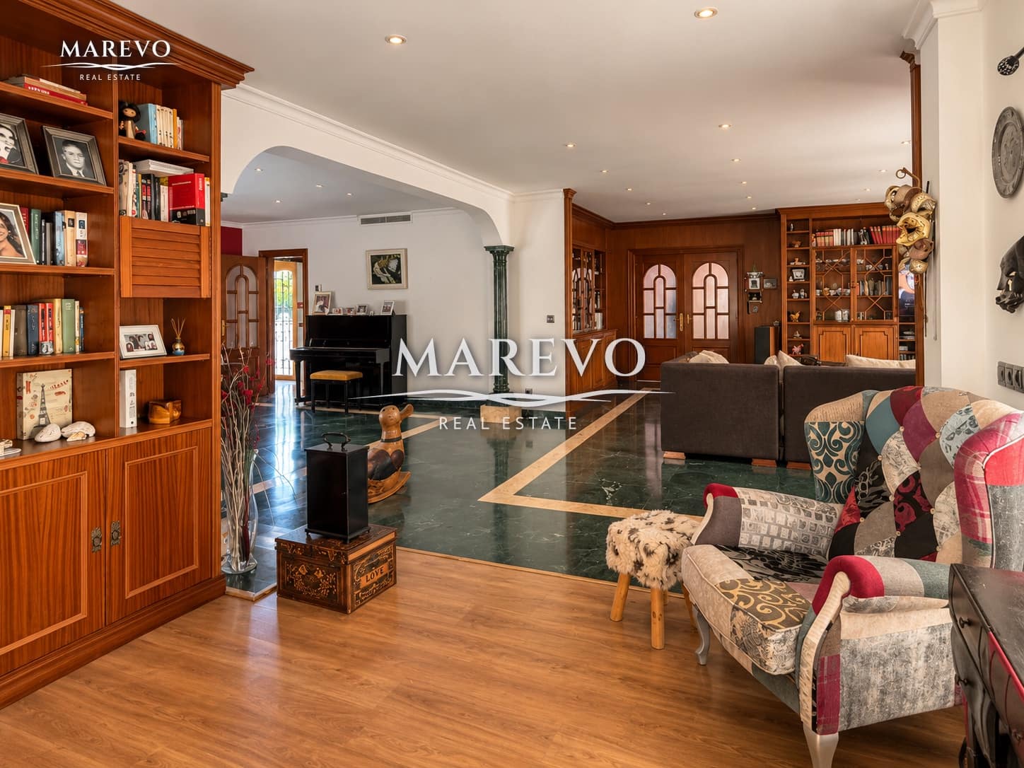 6 bedroom Villa for sale in Torrequebrada with pool garage - € 1,590,000 (Ref: 10186032)