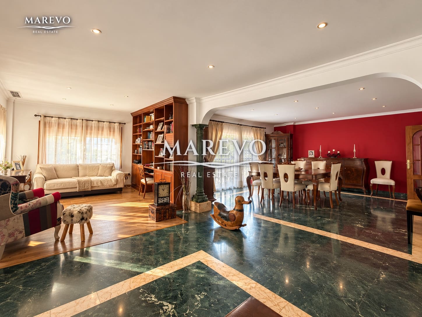 6 bedroom Villa for sale in Torrequebrada with pool garage - € 1,590,000 (Ref: 10186032)