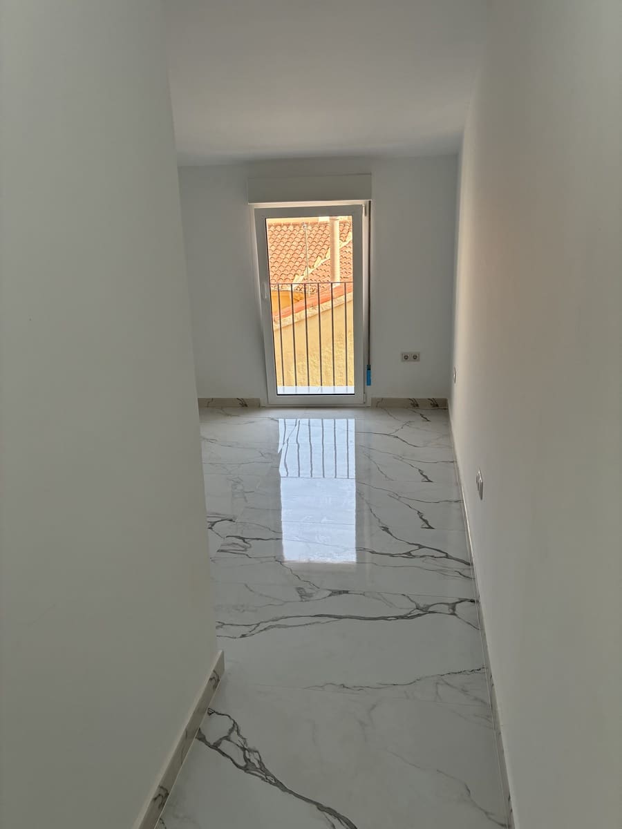 4 bedroom Townhouse for sale in Jijona / Xixona - € 149,000 (Ref: 10093828)