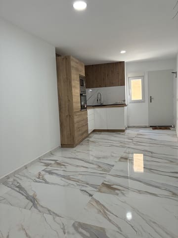4 slaapkamer Huis te koop in Jijona / Xixona - € 149.000 (Ref: 10093828)