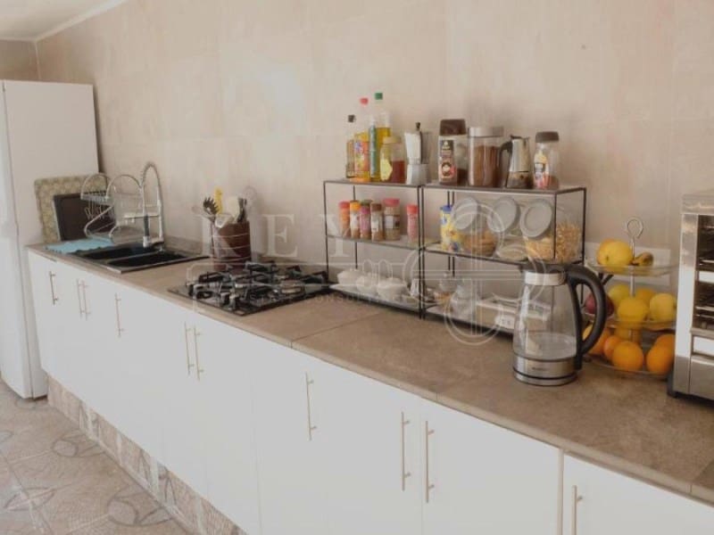 8 quarto Moradia para venda em Es Castell com piscina - 1 350 000 € (Ref: 10160230)