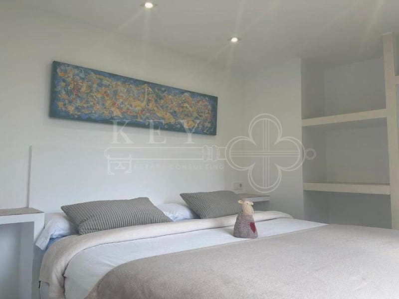 8 quarto Moradia para venda em Es Castell com piscina - 1 350 000 € (Ref: 10160230)