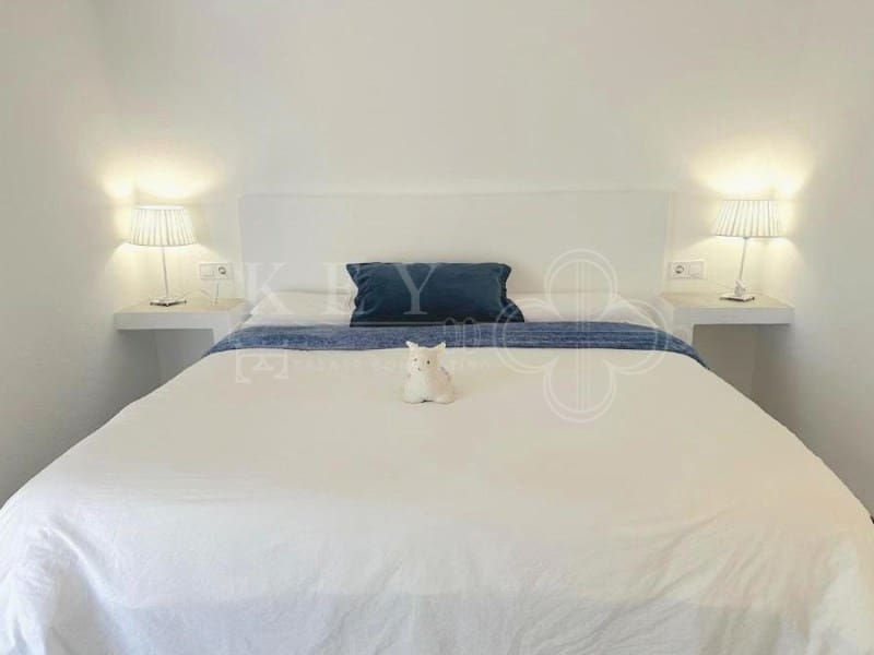 8 quarto Moradia para venda em Es Castell com piscina - 1 350 000 € (Ref: 10160230)