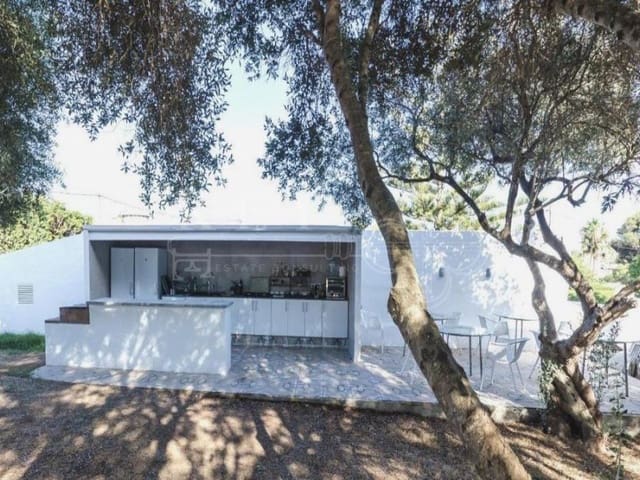 8 Zimmer Villa zu verkaufen in Son Vilar, Es Castell mit Pool - 1.350.000 € (Ref: 10160230)