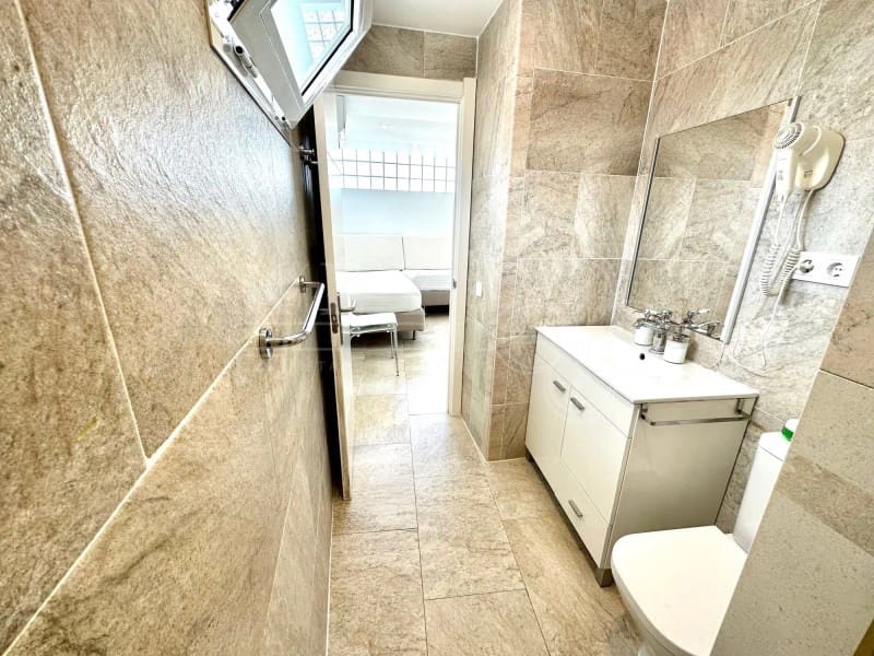 8 quarto Moradia para venda em Es Castell com piscina - 1 350 000 € (Ref: 10160230)