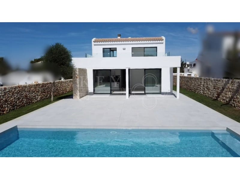 3 soverom Villa til salgs i Cala Blanca med svømmebasseng - € 1 295 000 (Ref: 10161219)