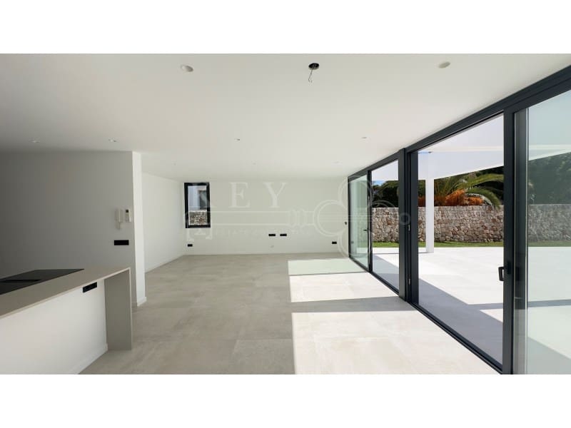 3 soverom Villa til salgs i Cala Blanca med svømmebasseng - € 1 295 000 (Ref: 10161219)