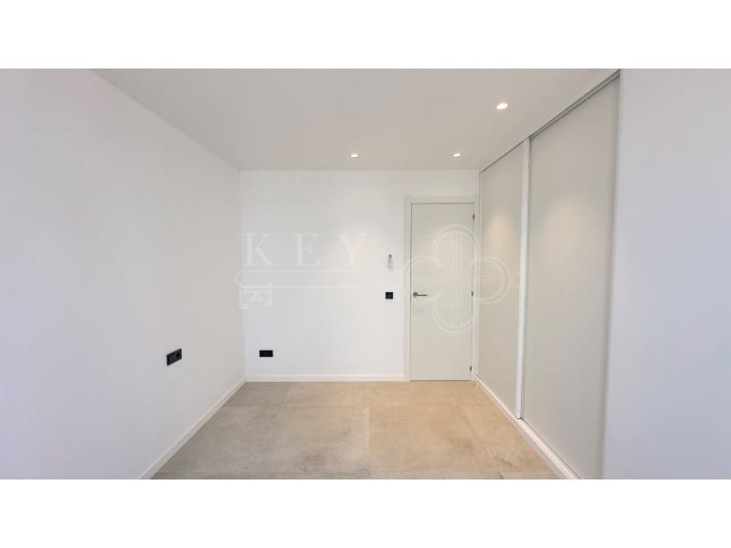3 soverom Villa til salgs i Cala Blanca med svømmebasseng - € 1 295 000 (Ref: 10161219)